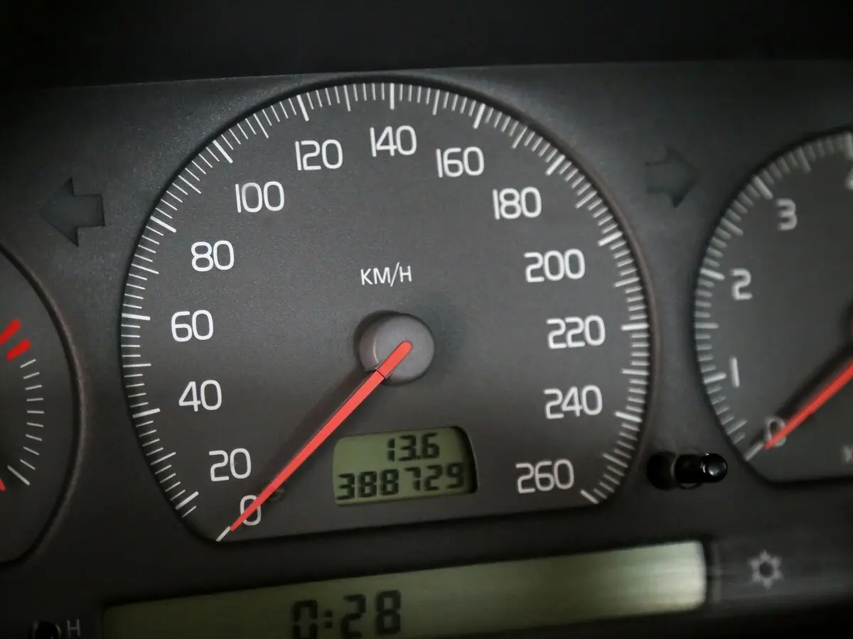 Volvo V70 I Универсал 5 дв. — 照片 8
