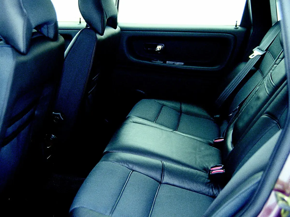 Volvo V70 I Универсал 5 дв. — 照片 10
