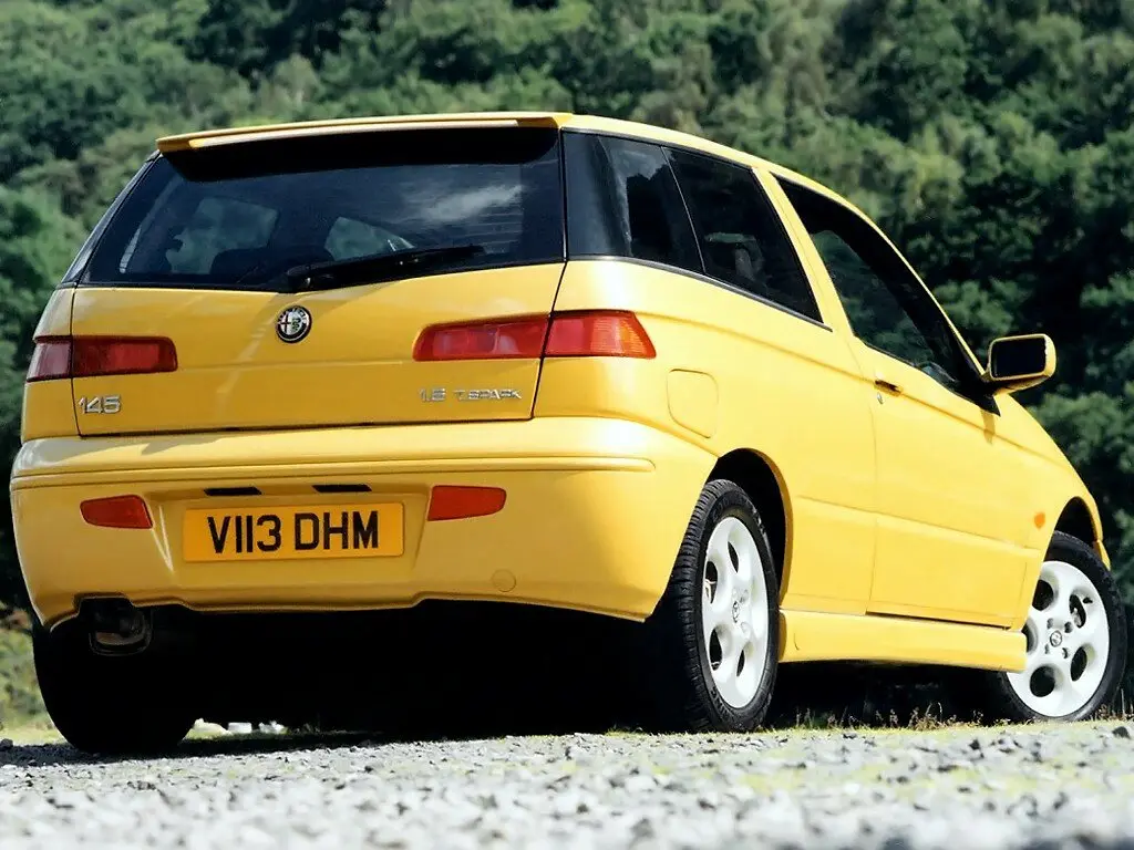 Alfa Romeo 145 I Хэтчбек 3 дв. — сүрөт 4