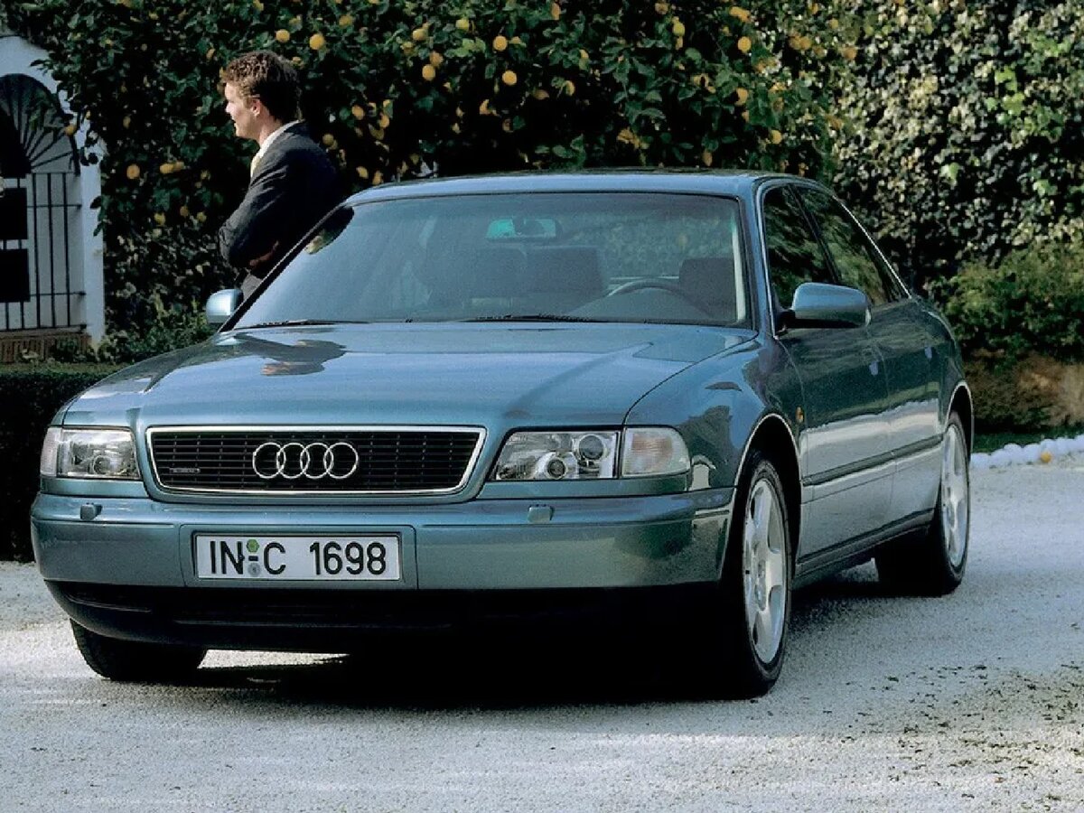 Audi A8 I (D2)