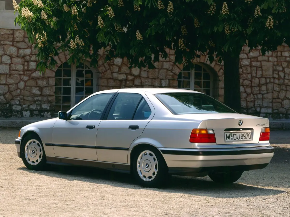BMW 3 серии III (E36) Седан — сүрөт 5