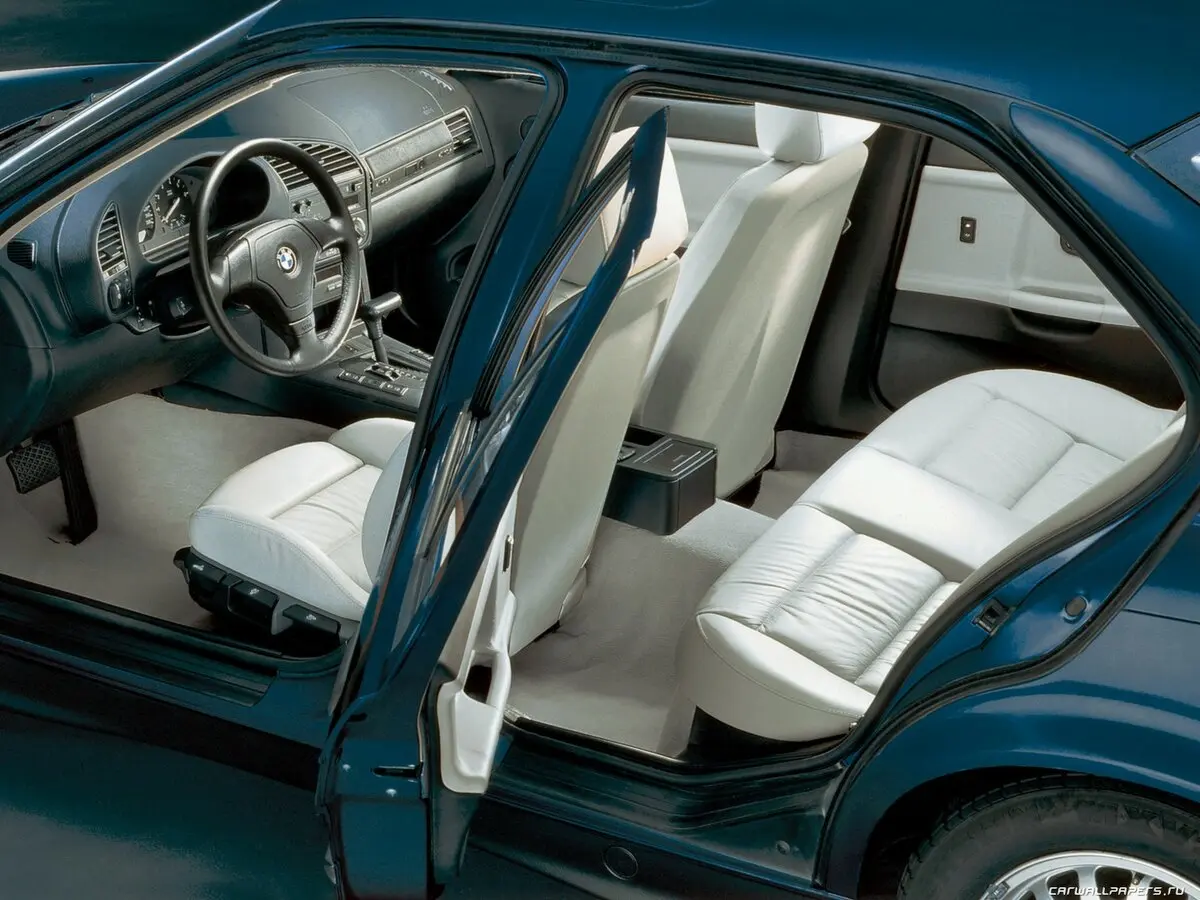 BMW 3 серии III (E36) Седан — сүрөт 9