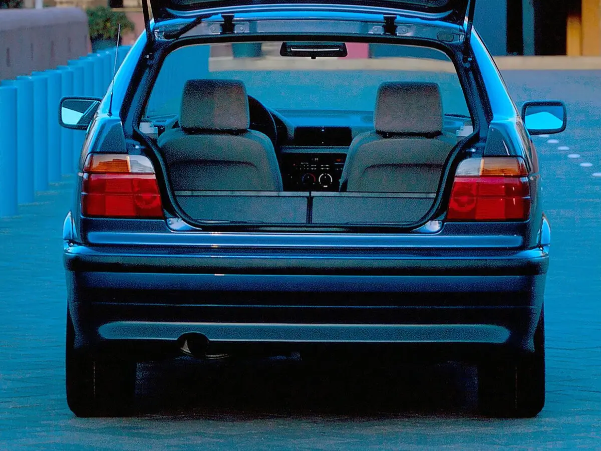 BMW 3 серии III (E36) Хэтчбек 3 дв. Compact — сүрөт 8