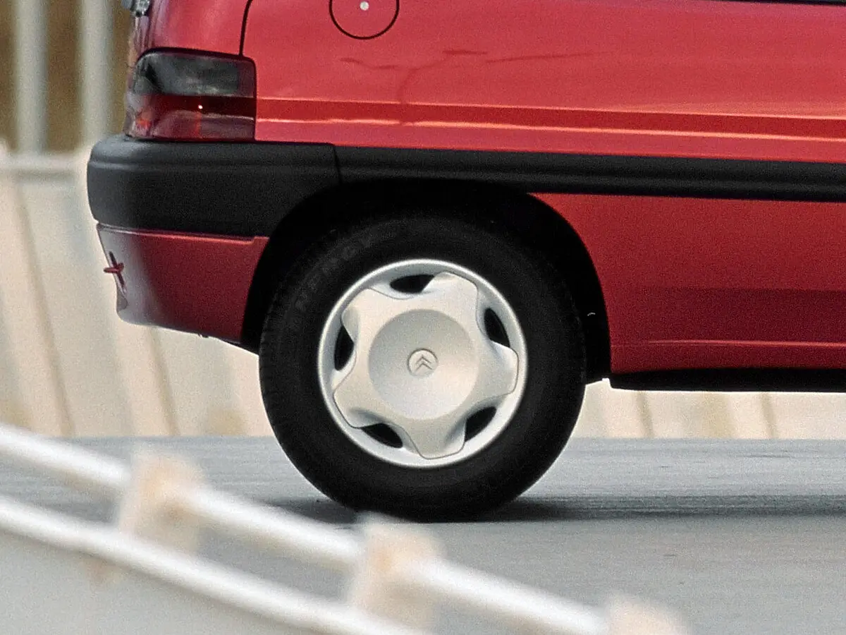 Citroen Saxo 1996 – 2003 Хэтчбек 3 дв. — сүрөт 7