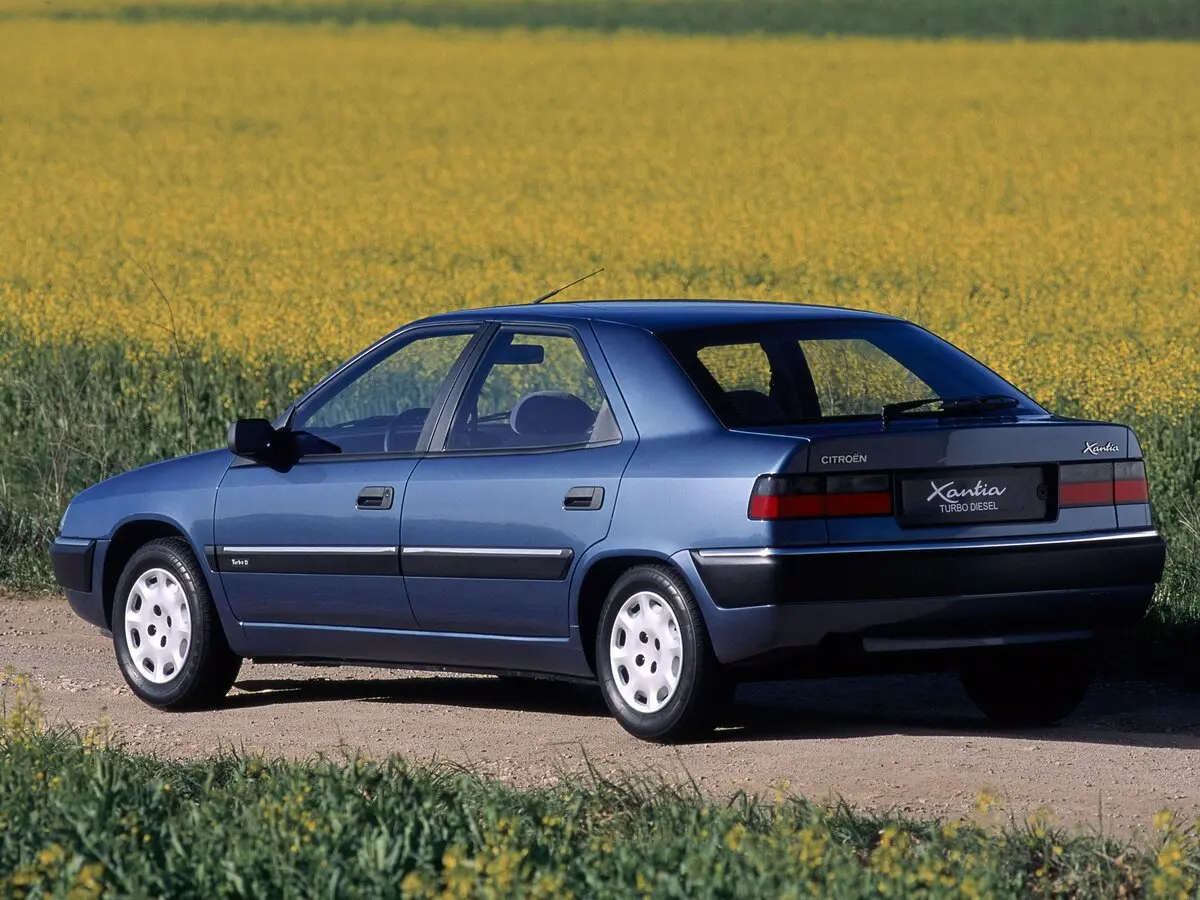 Citroen Xantia I Лифтбек — сүрөт 5