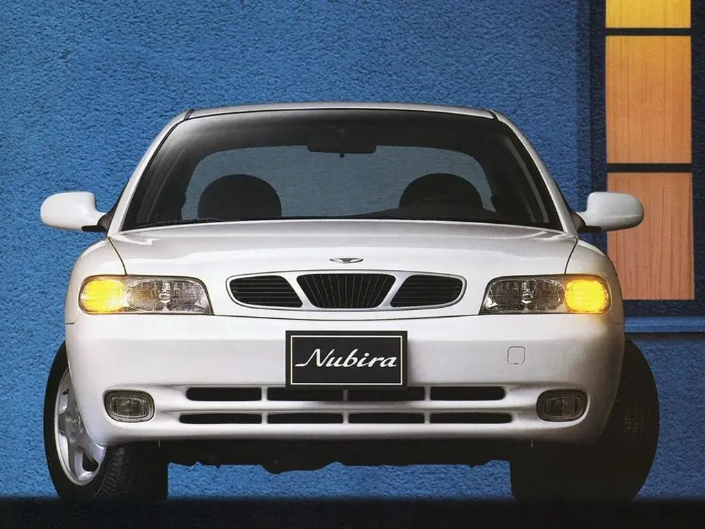 Daewoo Nubira I Седан — photo 3