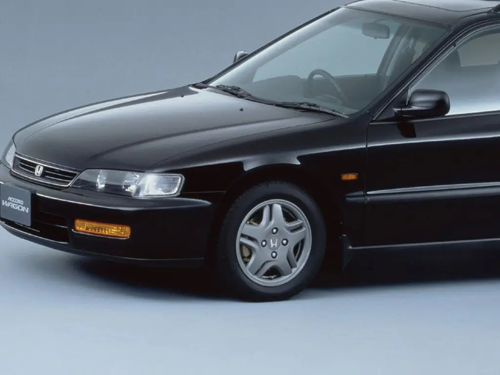 Honda Accord V Универсал 5 дв. — фото 10