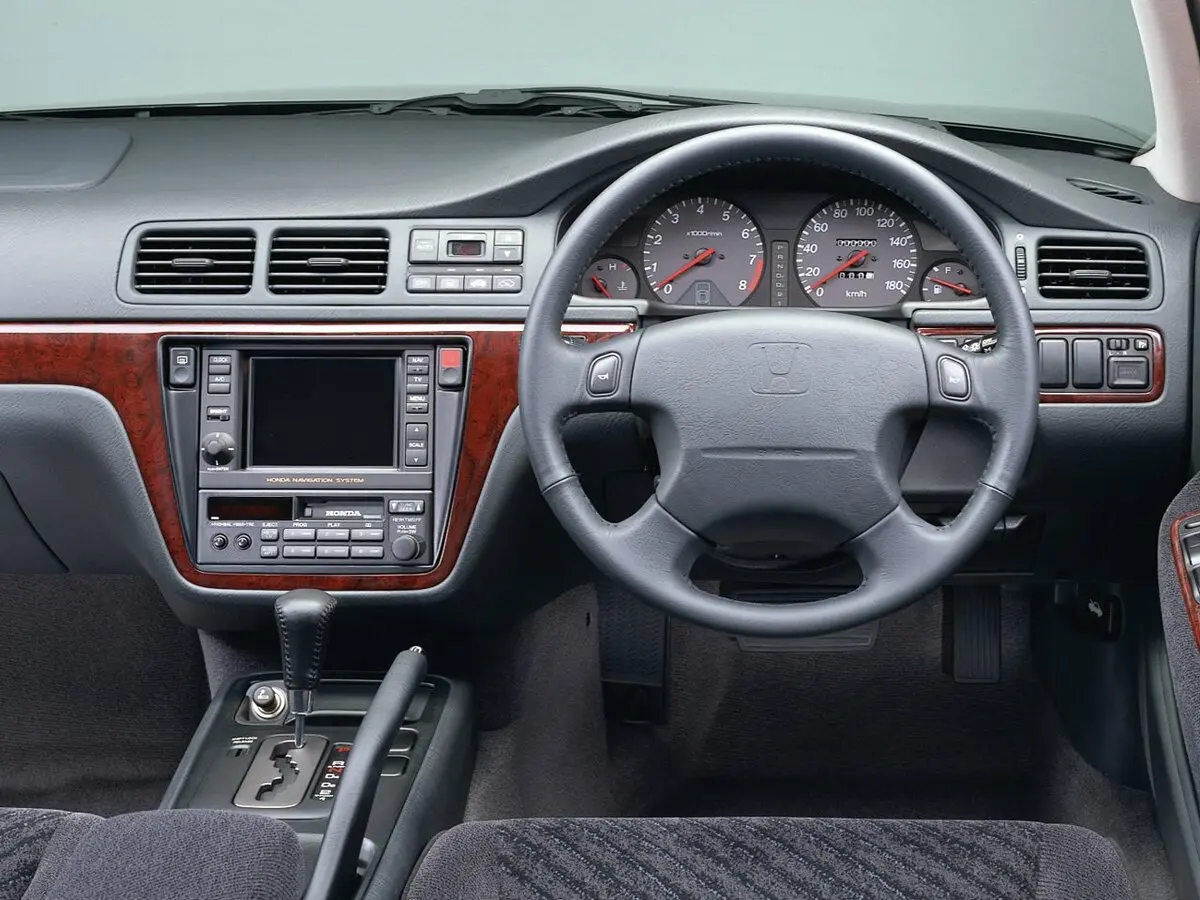 Honda Saber I Седан — сүрөт 3