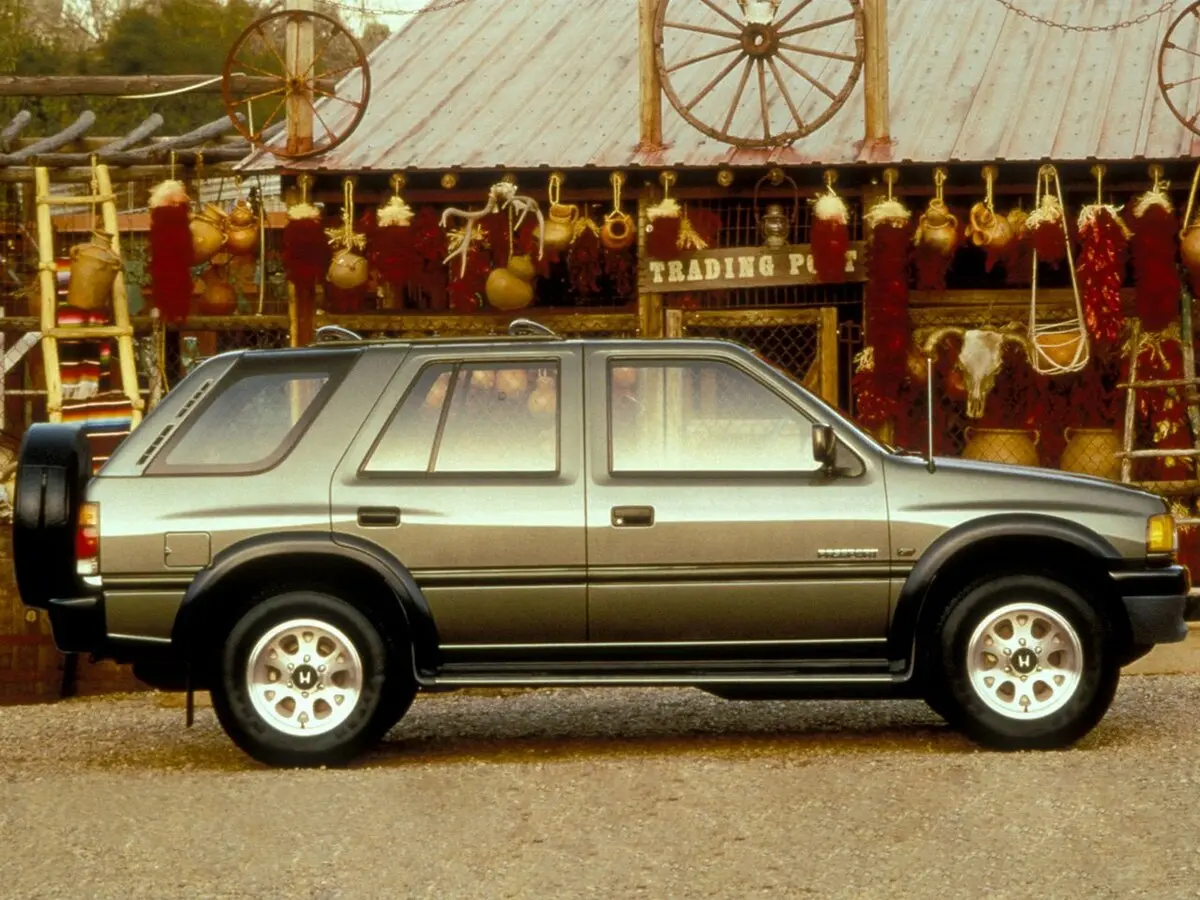 Honda Passport I Внедорожник 5 дв. — сүрөт 2