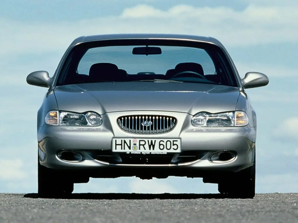 Hyundai Sonata III Рестайлинг Седан — фото 3