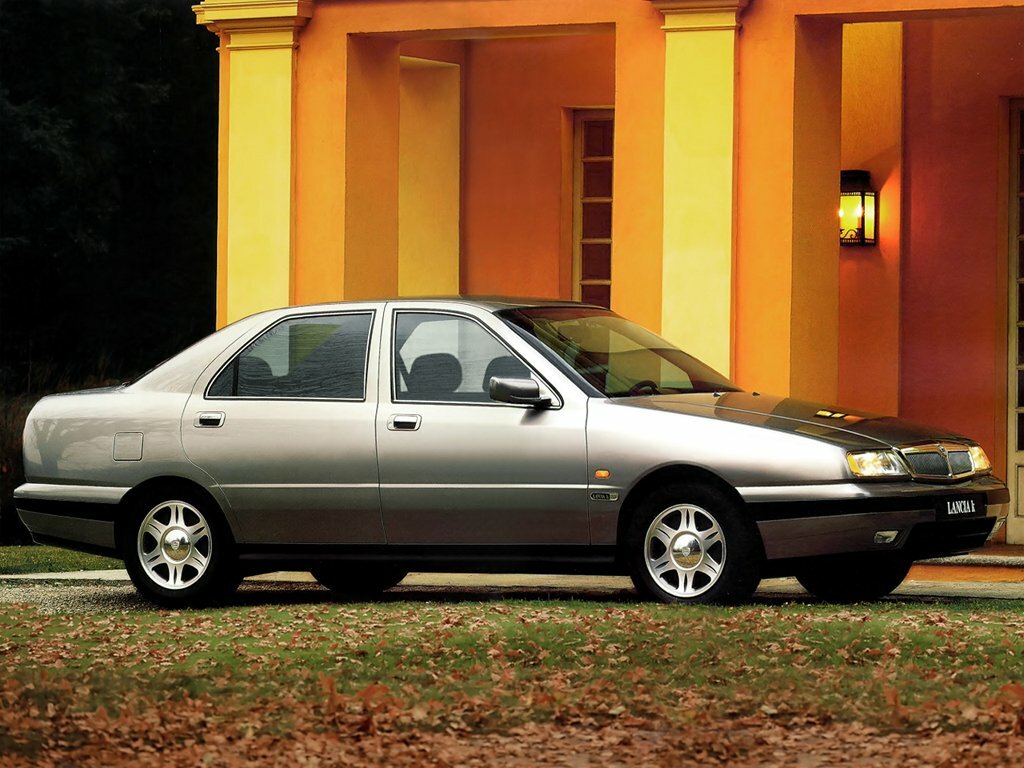 Lancia Kappa 1994 – 2000 Седан — фото 3
