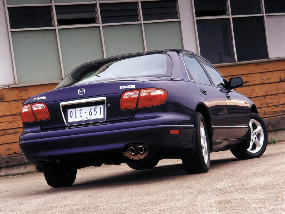 Mazda Millenia I Рестайлинг Седан — photo 4