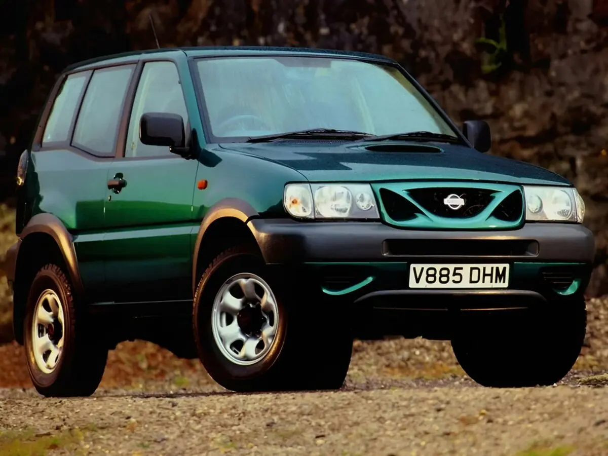 Nissan Terrano II Рестайлинг Внедорожник 3 дв.