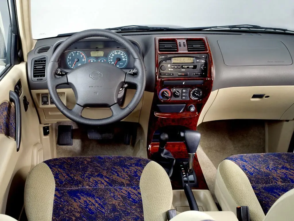 Nissan Terrano II Рестайлинг Внедорожник 5 дв. — сүрөт 4