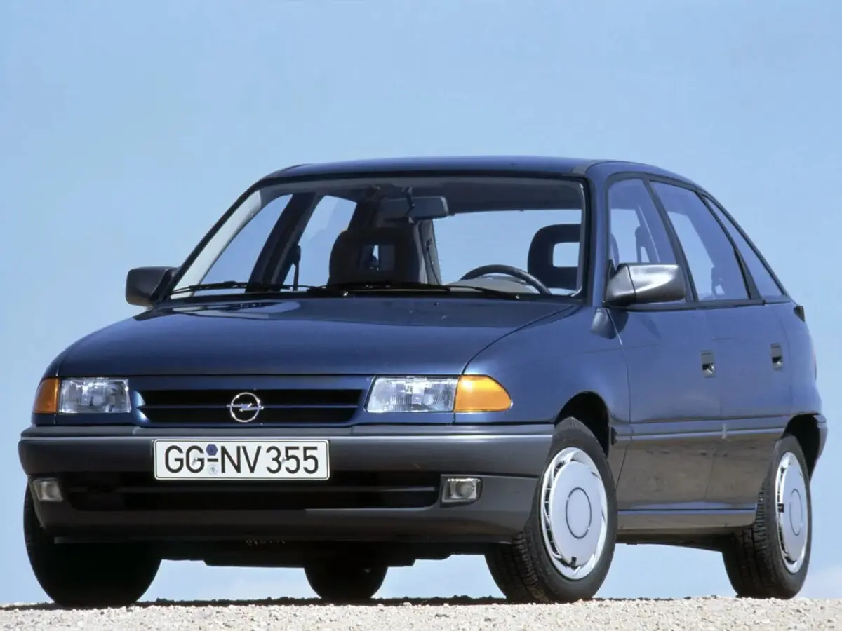 Opel Astra F Хэтчбек 5 дв. — фото 3