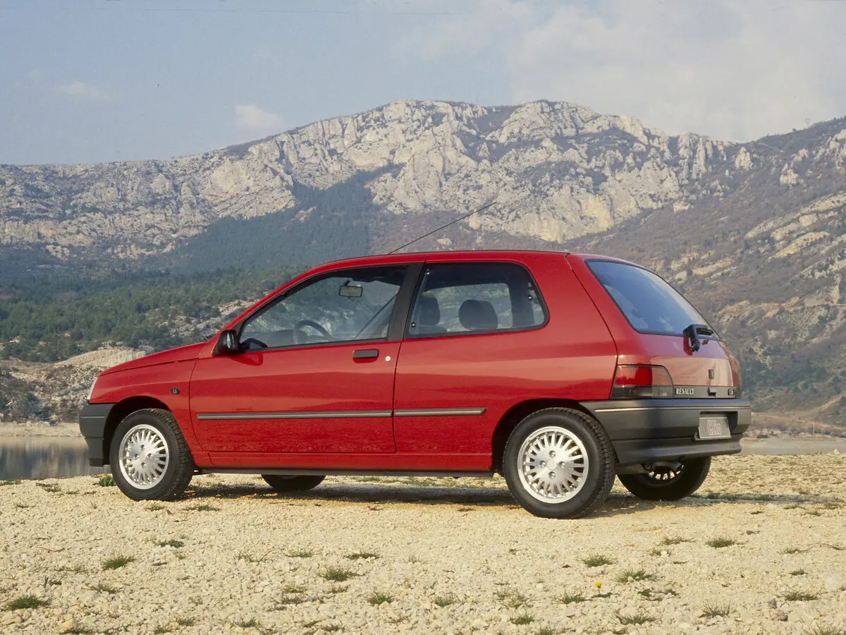 Renault Clio I Хэтчбек 3 дв. — сүрөт 5
