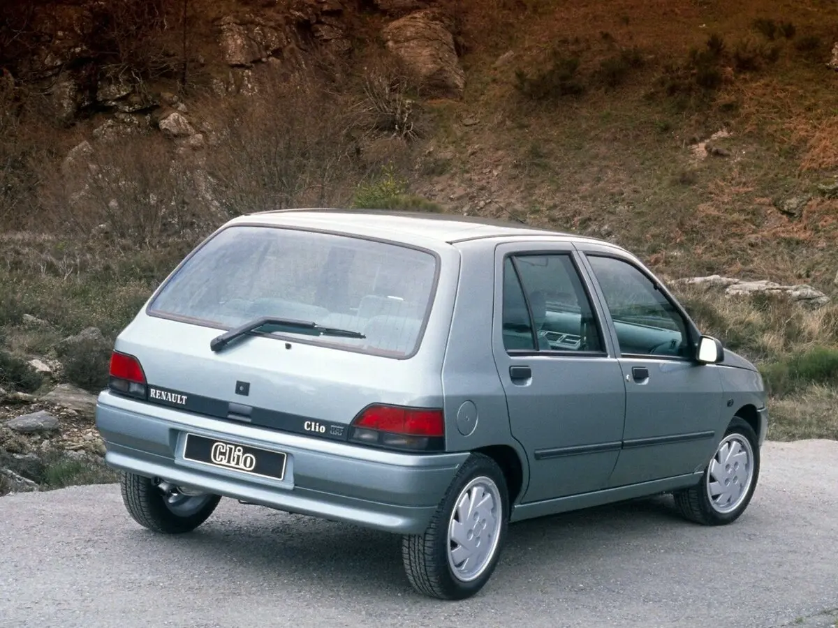Renault Clio I Хэтчбек 5 дв. — сүрөт 3