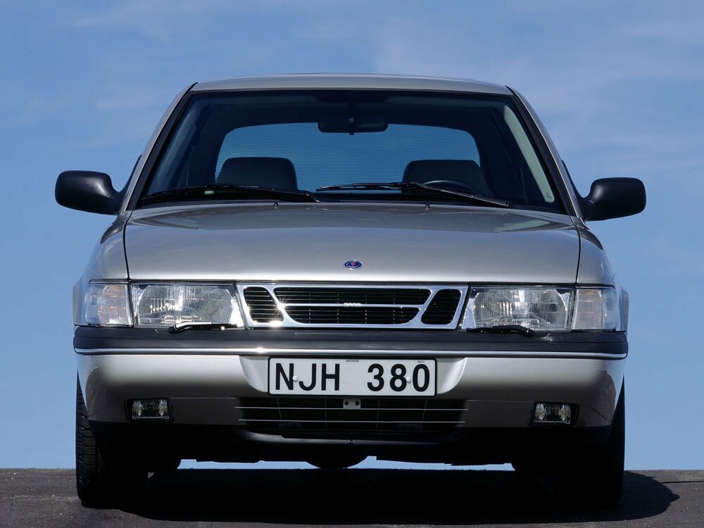 Saab 900 II Лифтбек — фото 4