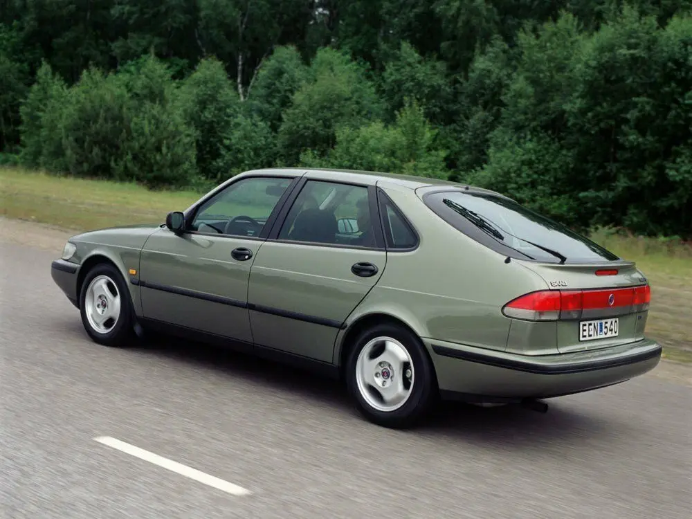 Saab 900 II Лифтбек — сүрөт 6