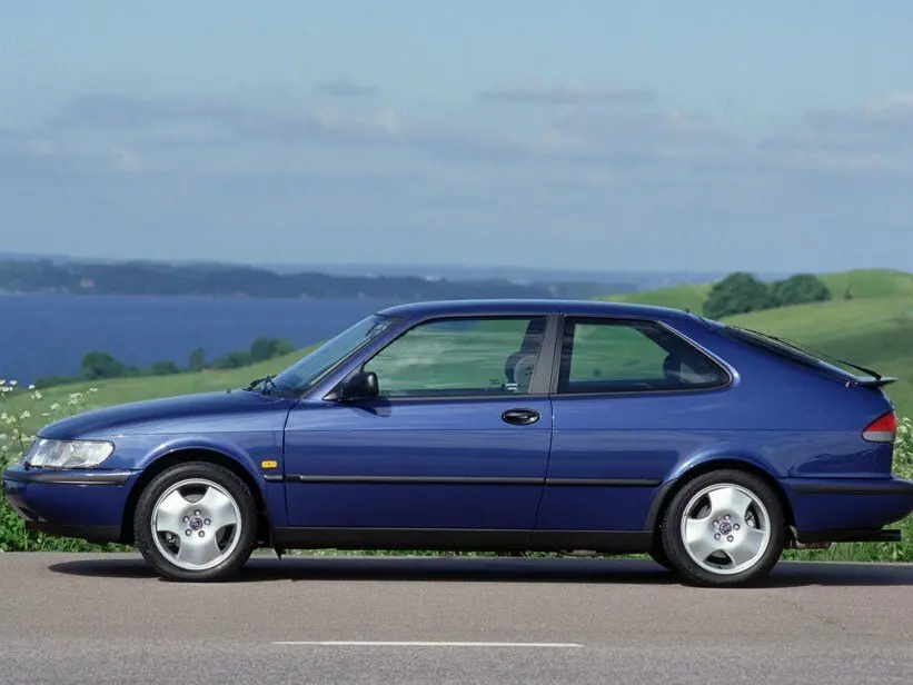 Saab 900 II Хэтчбек 3 дв. — сүрөт 2