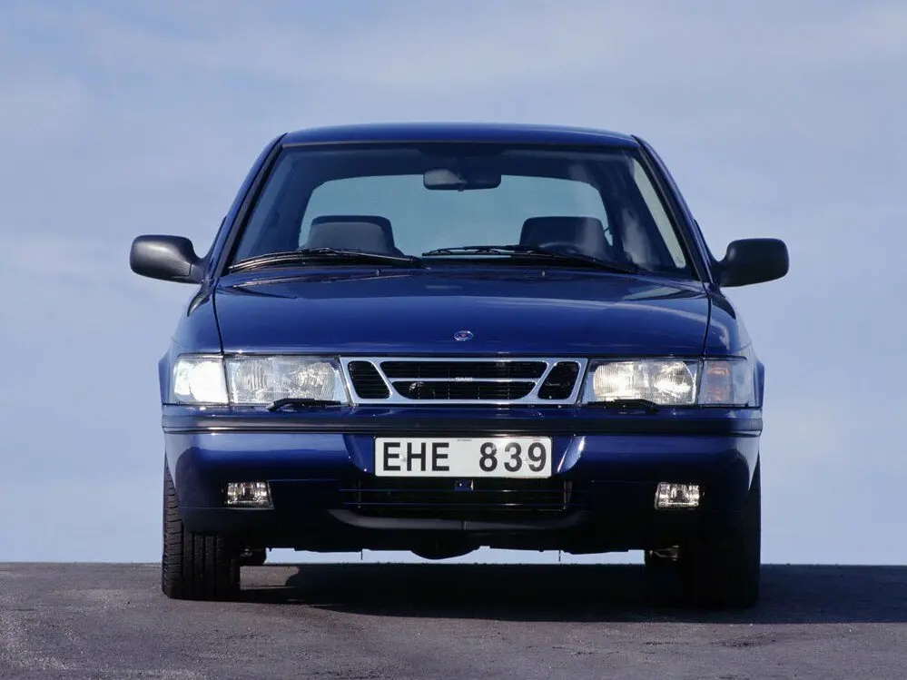 Saab 900 II Хэтчбек 3 дв. — сүрөт 3