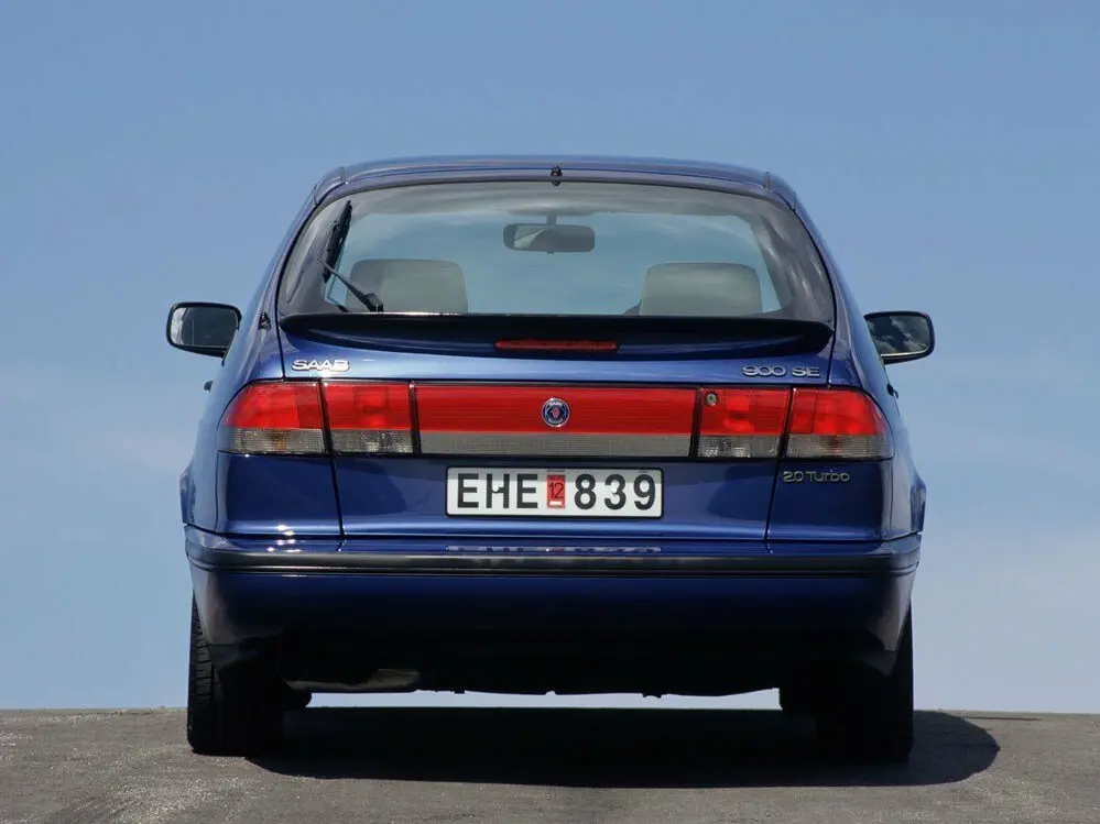 Saab 900 II Хэтчбек 3 дв. — сүрөт 4
