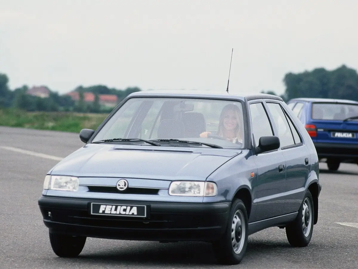 Skoda Felicia I Хэтчбек 5 дв. — сүрөт 4