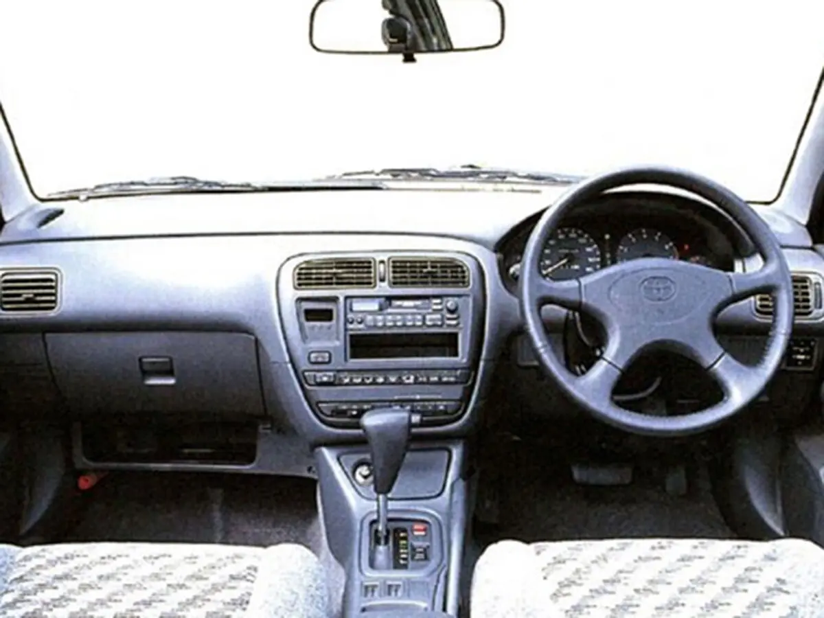 Toyota Carina VI (T190) Седан — сүрөт 4