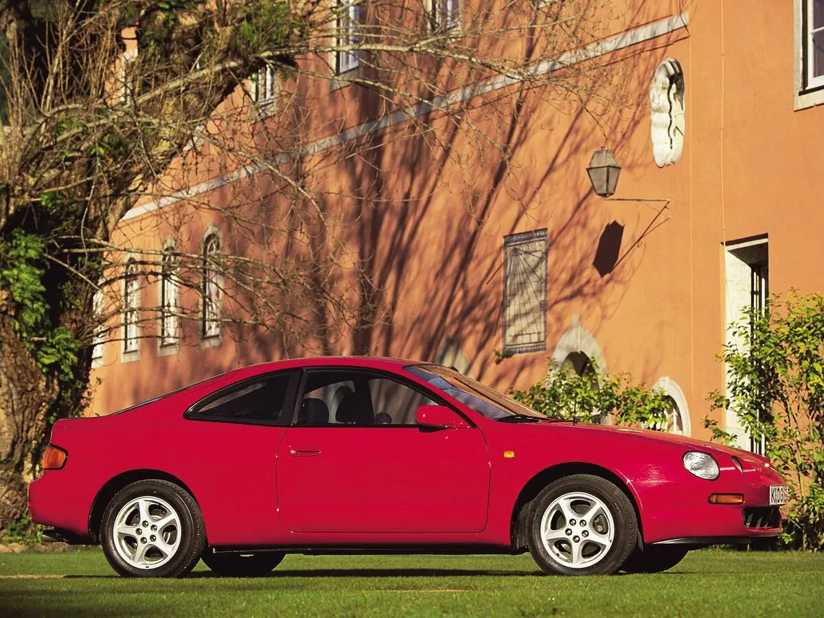 Toyota Celica VI (T200) Лифтбек — фото 2