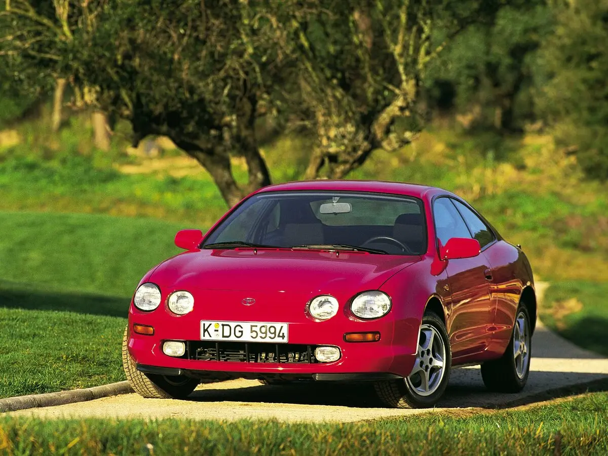 Toyota Celica VI (T200) Лифтбек — фото 3
