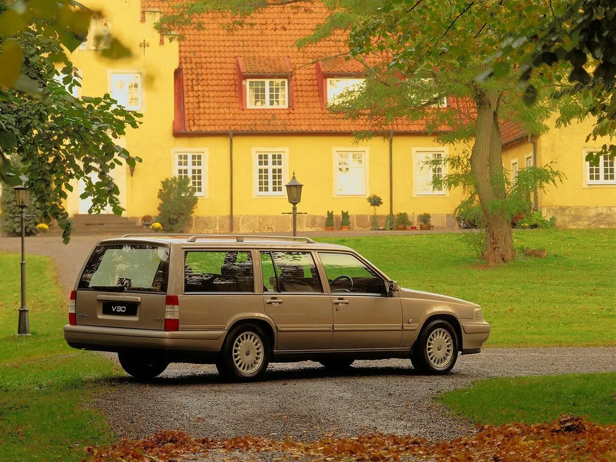Volvo V90 I Универсал 5 дв. — сүрөт 4