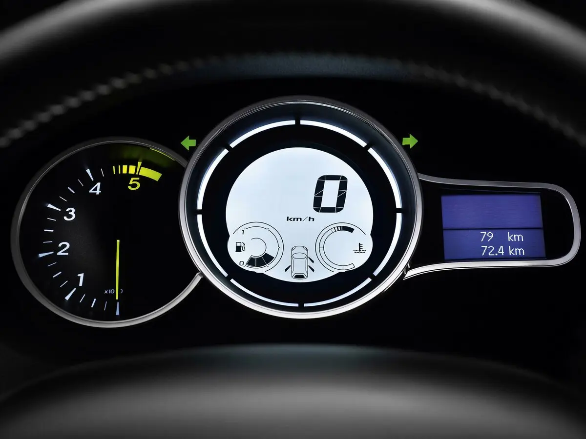 Renault Megane III Хэтчбек 3 дв. — сүрөт 8