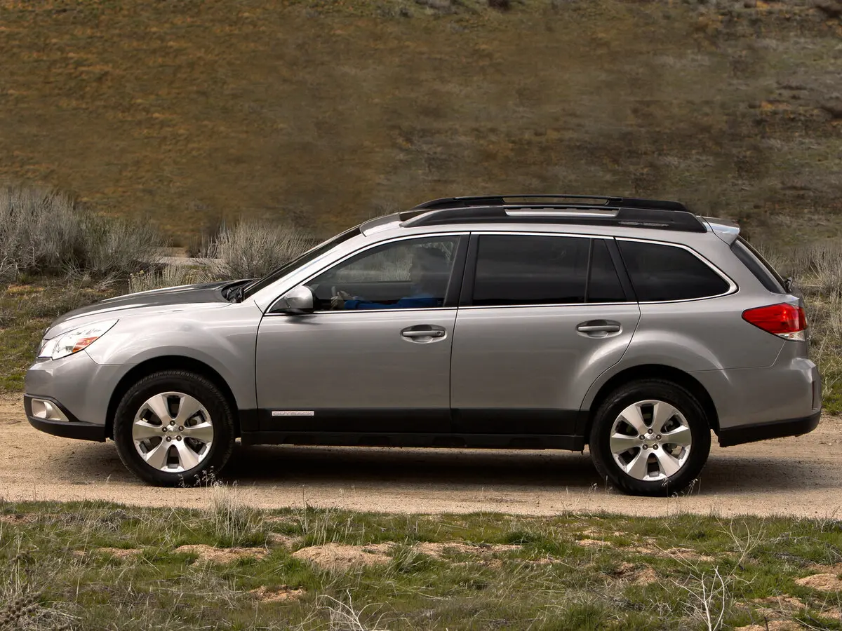 Subaru Outback IV Универсал 5 дв. — фото 2