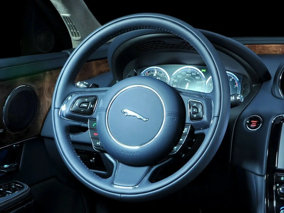 Jaguar XJ IV (X351) Седан Long — сүрөт 10