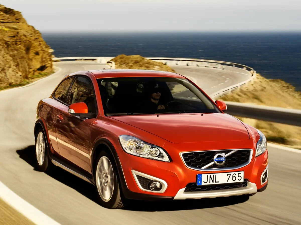 Volvo C30 I Рестайлинг Хэтчбек 3 дв. — photo 3