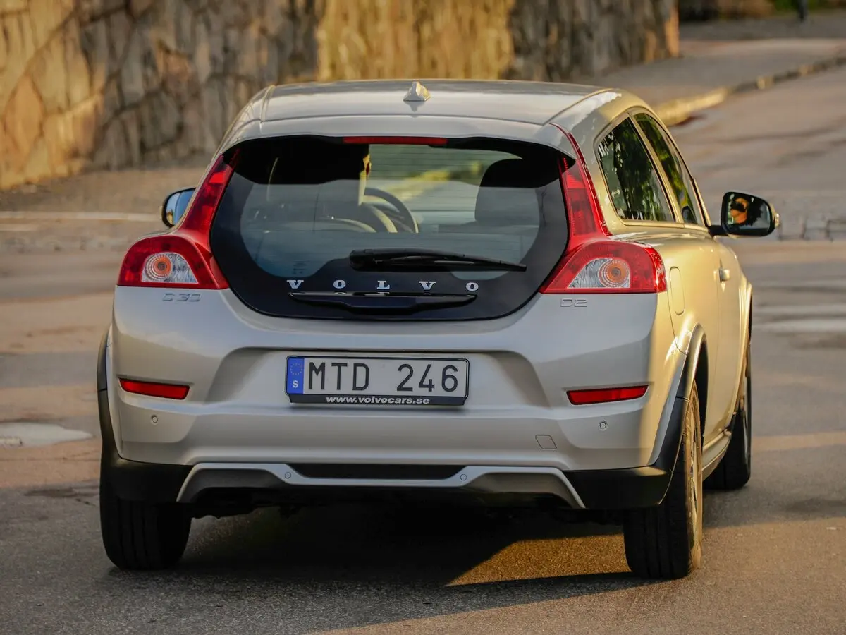 Volvo C30 I Рестайлинг Хэтчбек 3 дв. — photo 4