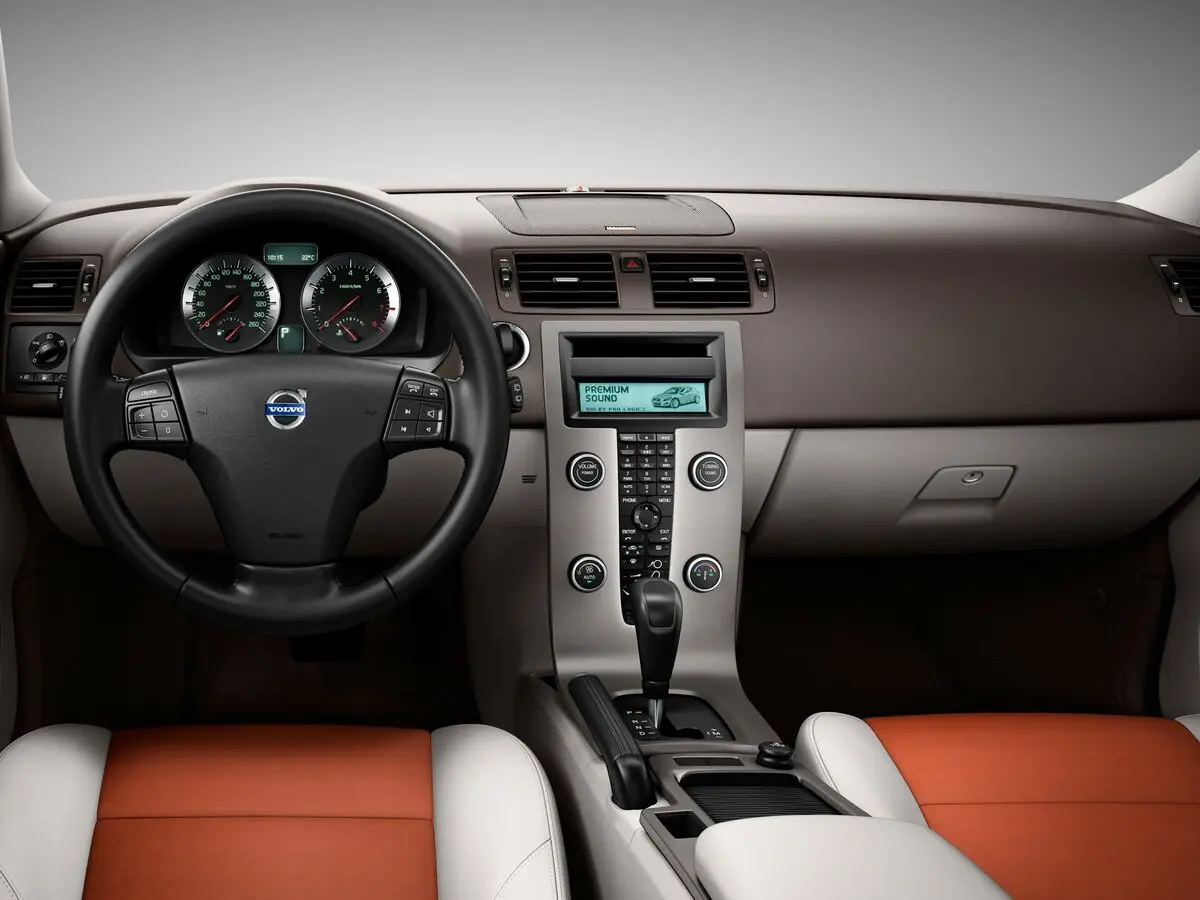 Volvo C30 I Рестайлинг Хэтчбек 3 дв. — photo 6