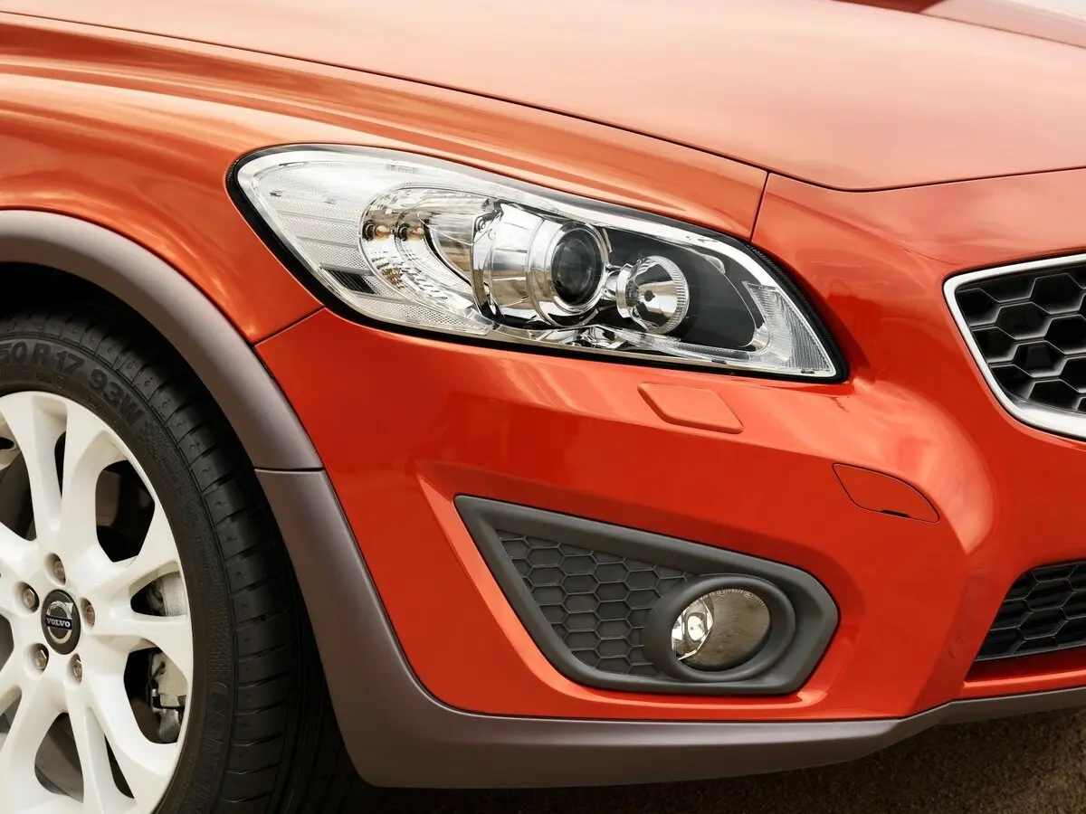 Volvo C30 I Рестайлинг Хэтчбек 3 дв. — photo 15