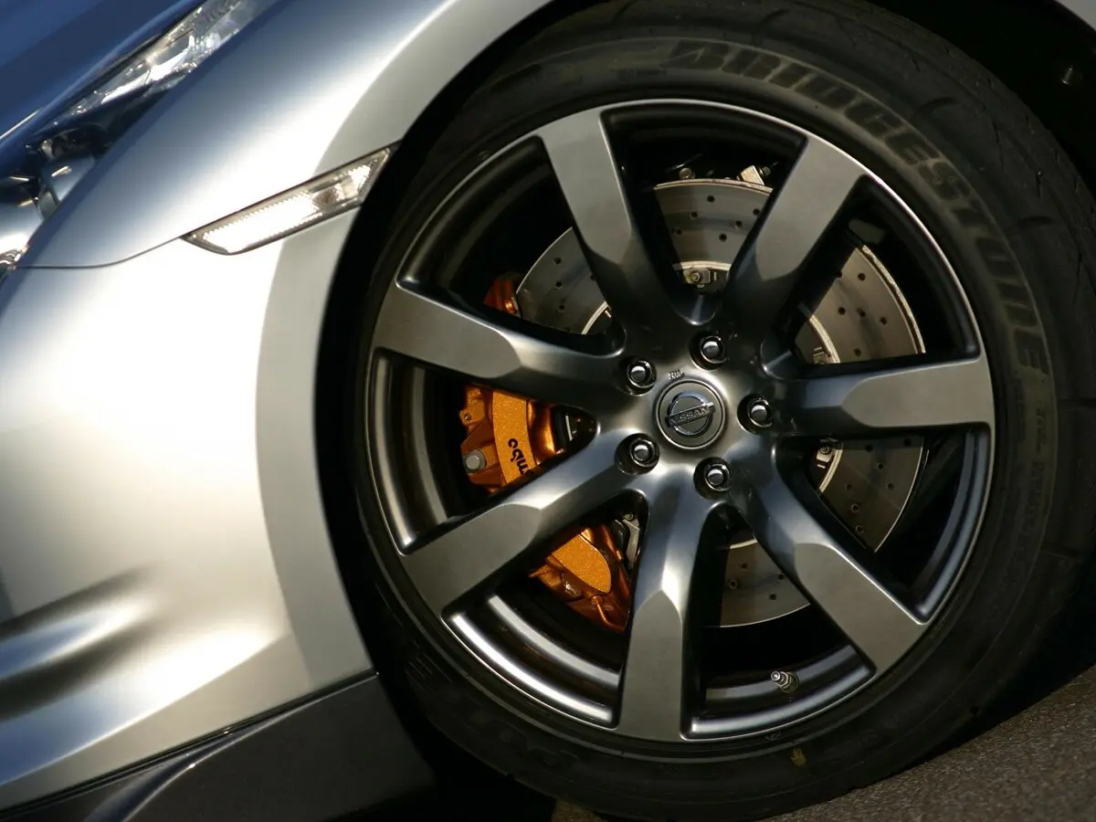 Nissan GT-R I Купе — photo 18