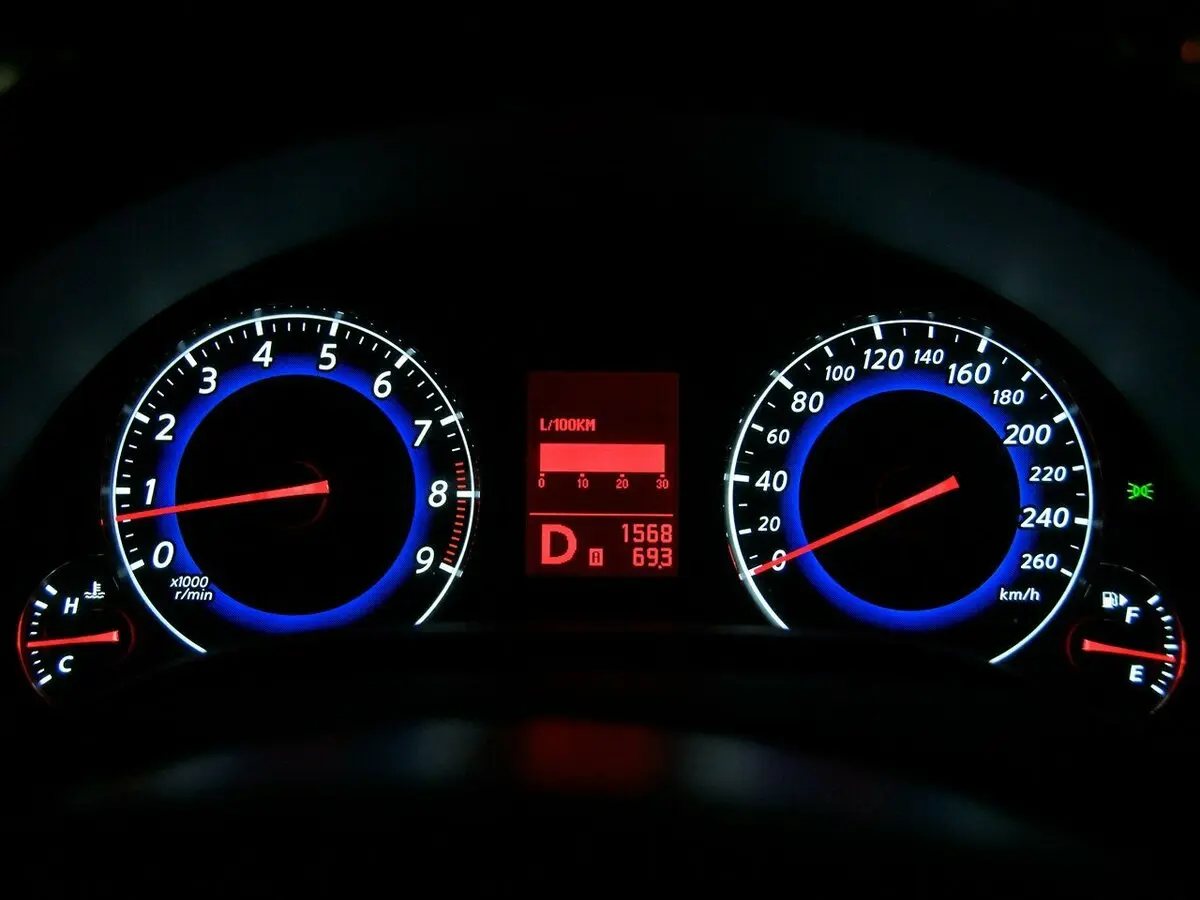 Infiniti G IV Кабриолет — photo 9