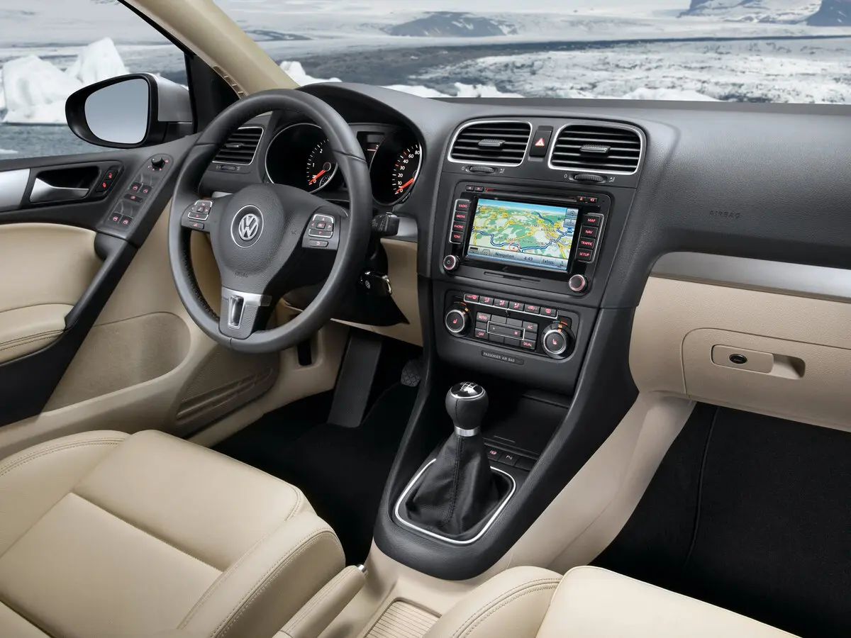 Volkswagen Golf VI Хэтчбек 3 дв. — фото 8
