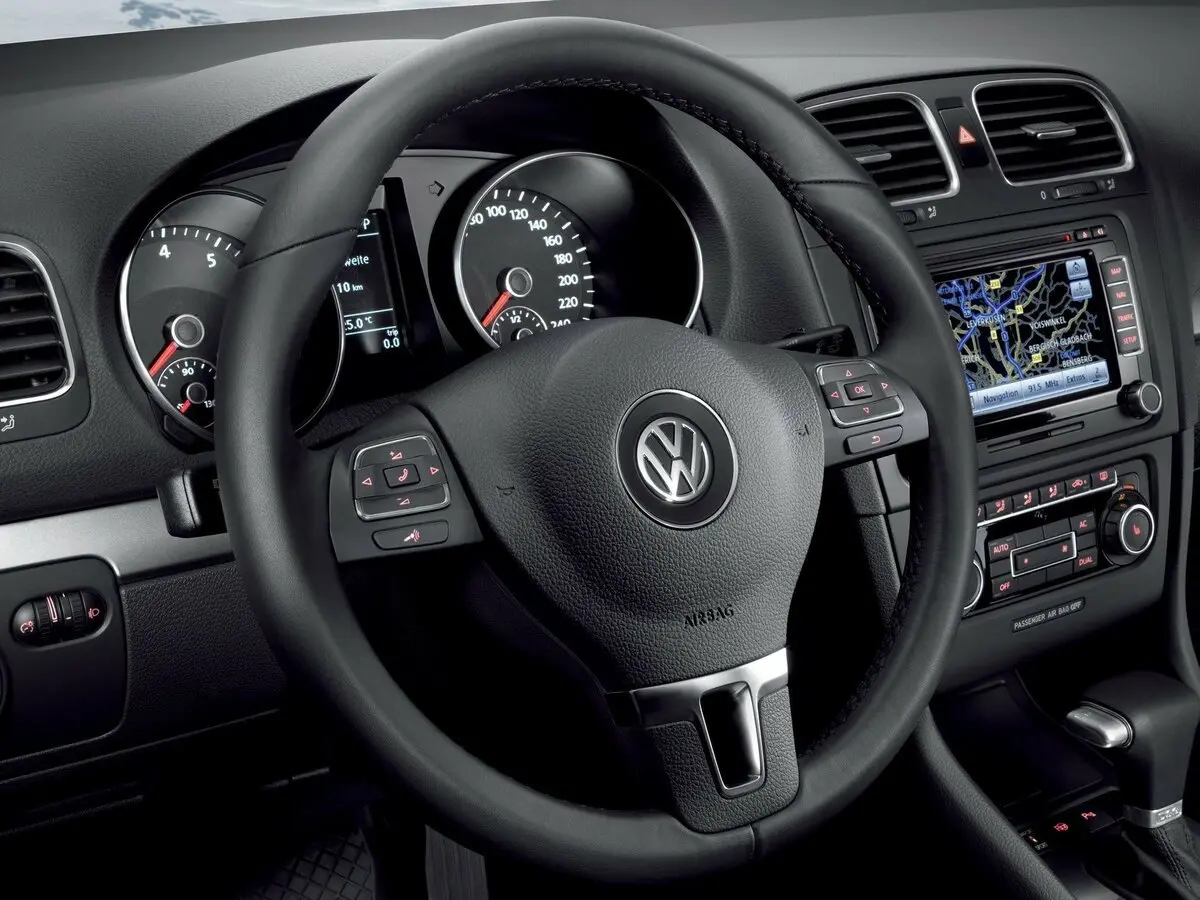 Volkswagen Golf VI Хэтчбек 3 дв. — фото 11