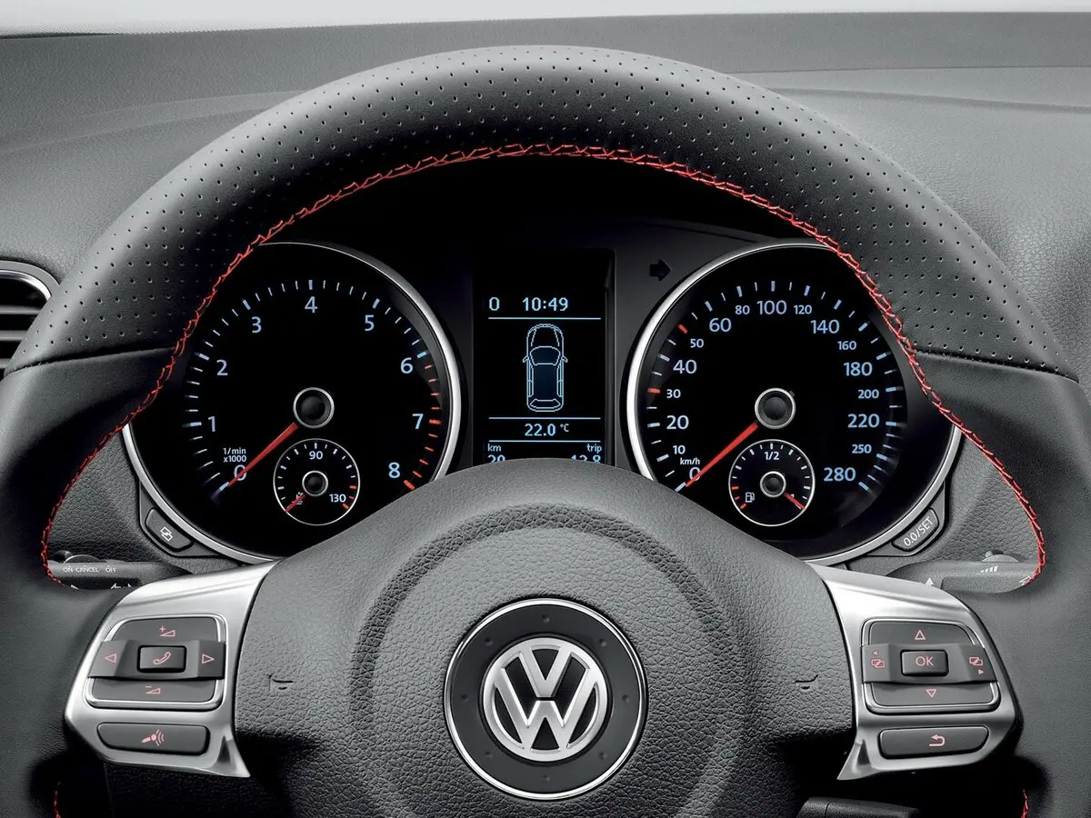 Volkswagen Golf GTI VI Хэтчбек 3 дв. — photo 8