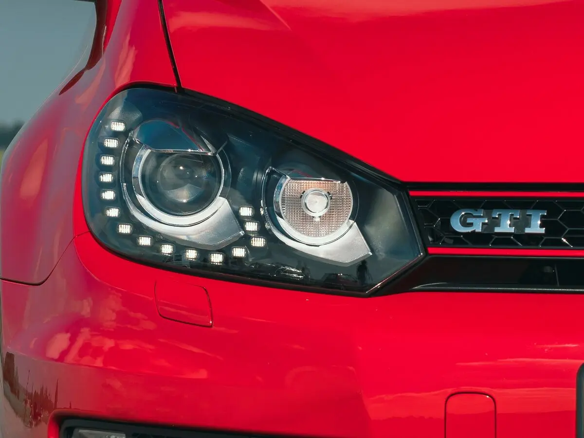 Volkswagen Golf GTI VI Хэтчбек 3 дв. — photo 12