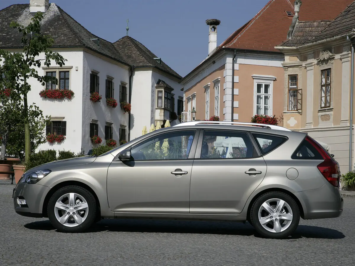 Kia Ceed I Рестайлинг Универсал 5 дв. — сүрөт 2