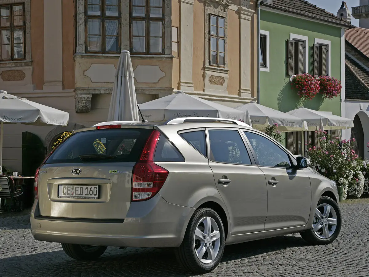 Kia Ceed I Рестайлинг Универсал 5 дв. — сүрөт 5