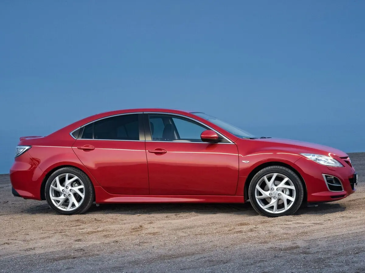 Mazda 6 II (GH) Рестайлинг Седан — фото 2