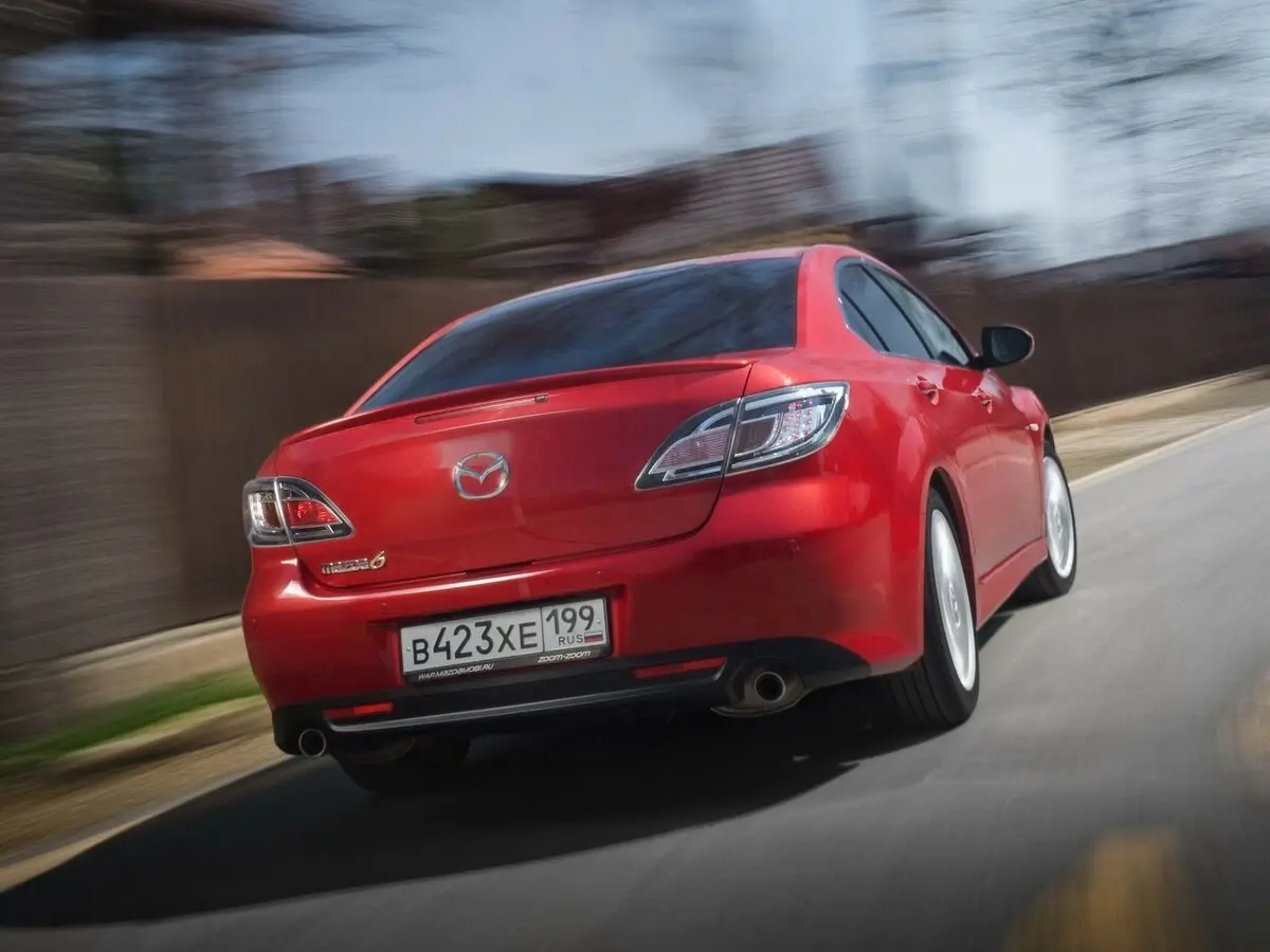 Mazda 6 II (GH) Рестайлинг Седан — фото 4