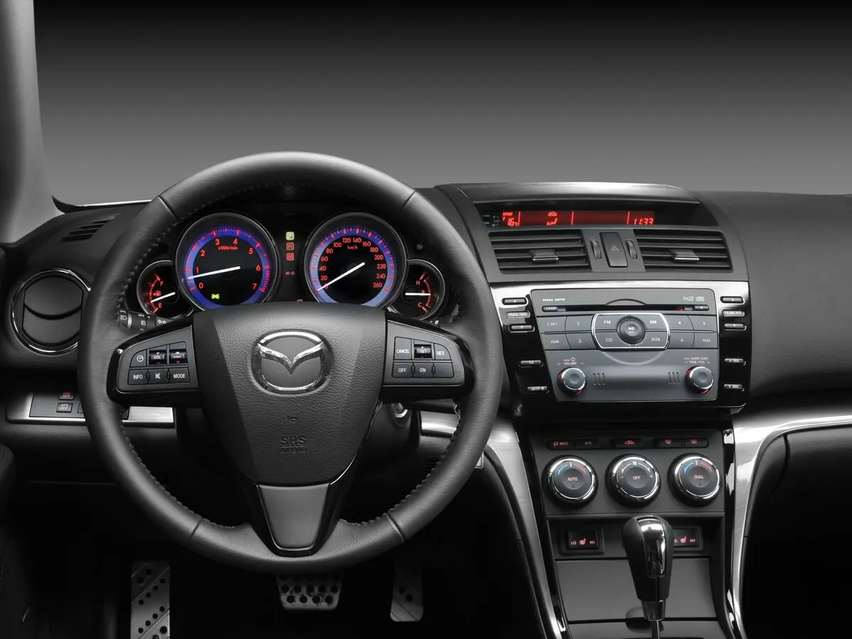 Mazda 6 II (GH) Рестайлинг Седан — фото 6