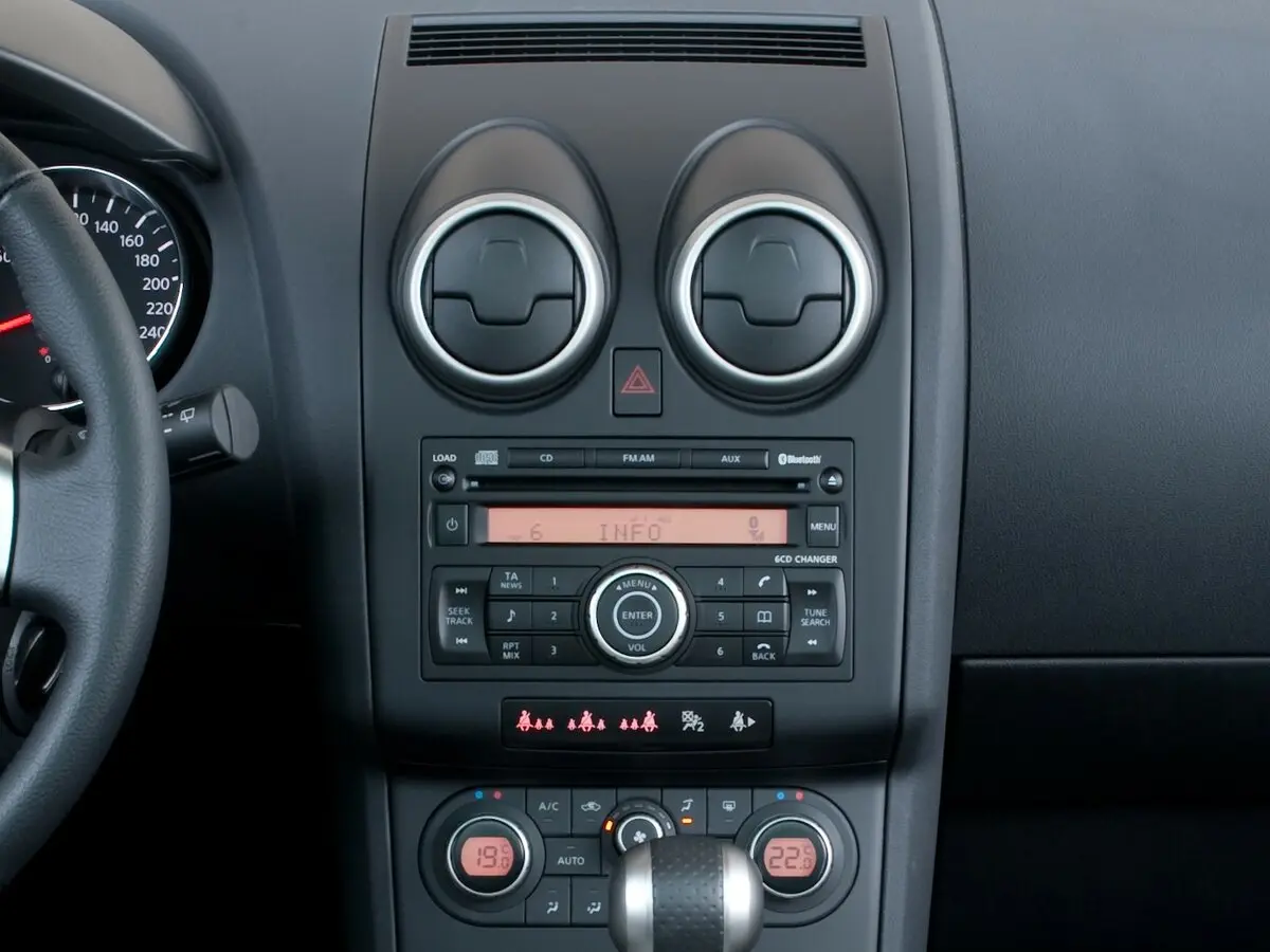 Nissan Qashqai+2 I Рестайлинг Внедорожник 5 дв. — сүрөт 18